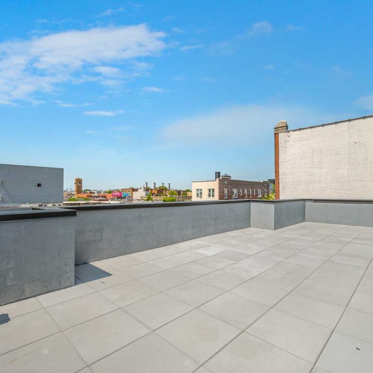 AMORELLI_22-19-33-ST-20_WEB