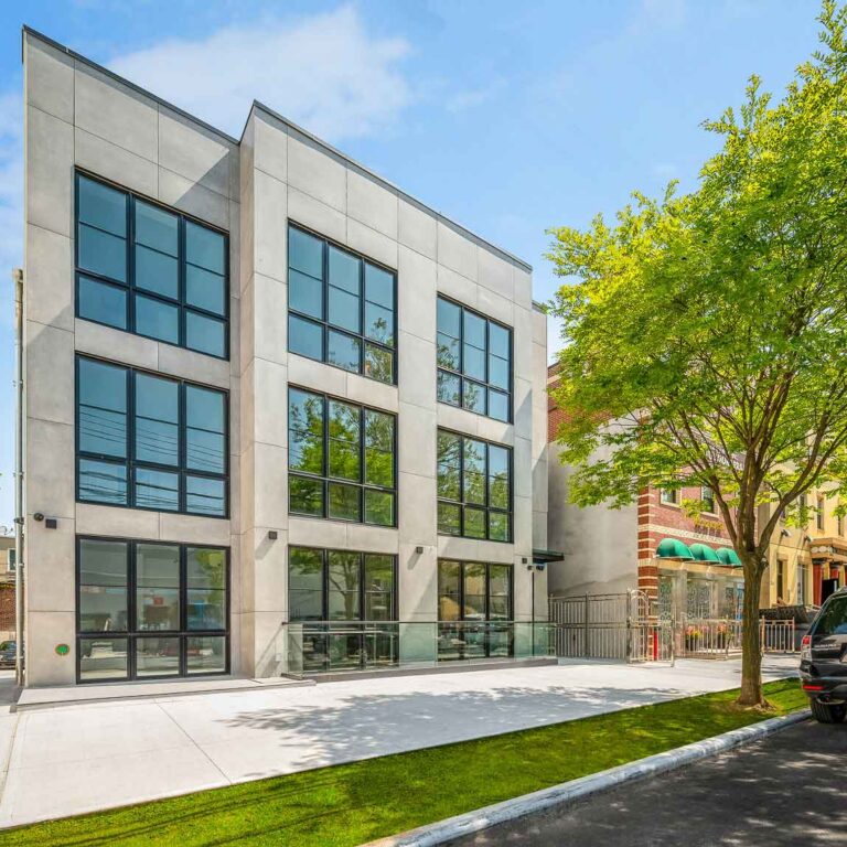 AMORELLI_22-19-33-ST-5_WEB